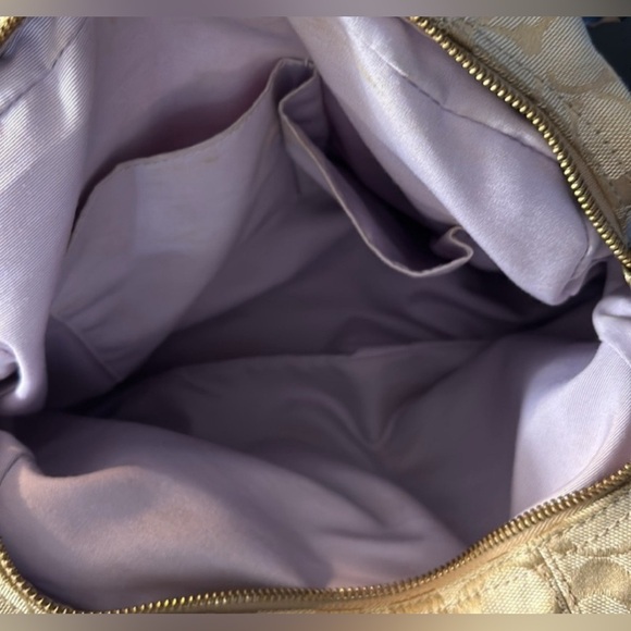 Coach Soho Signature Handbag Soho Light Khaki Gold lilac interior euc - Picture 7 of 7